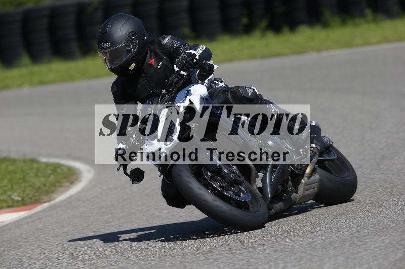 /Archiv-2024/29 12.06.2024 MOTO.CH Track Day ADR/Gruppe gelb/44